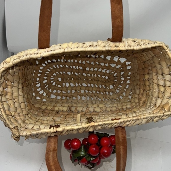Straw Banana Leaf Woven Market Basket Bag Double Leather Handles - Picture 7 of 7